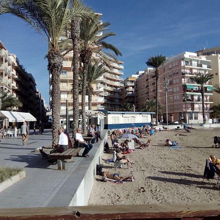 Apartment Only 250M From The Beach Los Locos Торевьиа Экстерьер фото