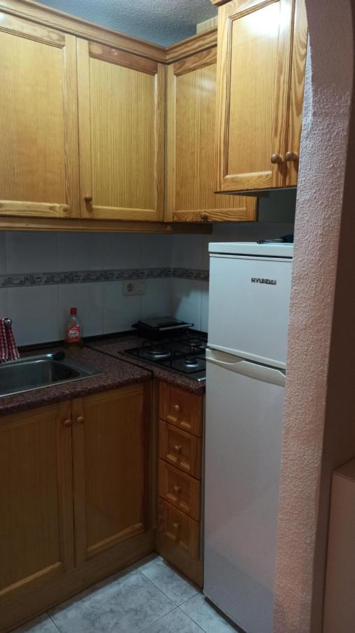Apartment Only 250M From The Beach Los Locos Торевьиа Экстерьер фото