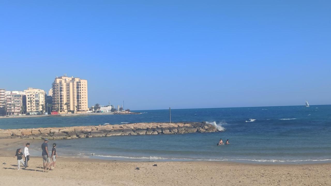 Apartment Only 250M From The Beach Los Locos Торевьиа Экстерьер фото