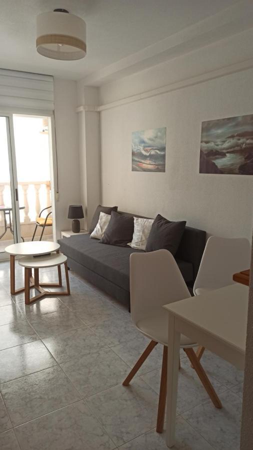 Apartment Only 250M From The Beach Los Locos Торевьиа Экстерьер фото